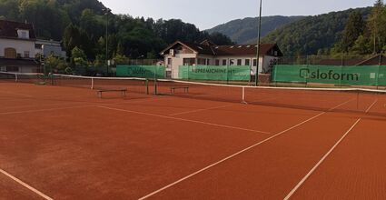 Tenis športno mesto Tenis Izlake