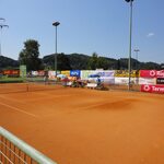 Tenis Jezero